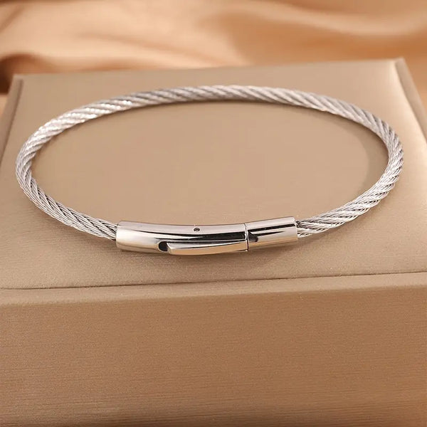 Bracelet Manchette Élégant – Acier Inoxydable Minimaliste